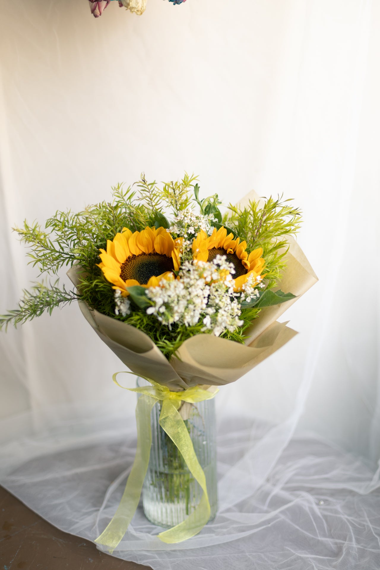 Vintage Sunflowers (With Vase)
