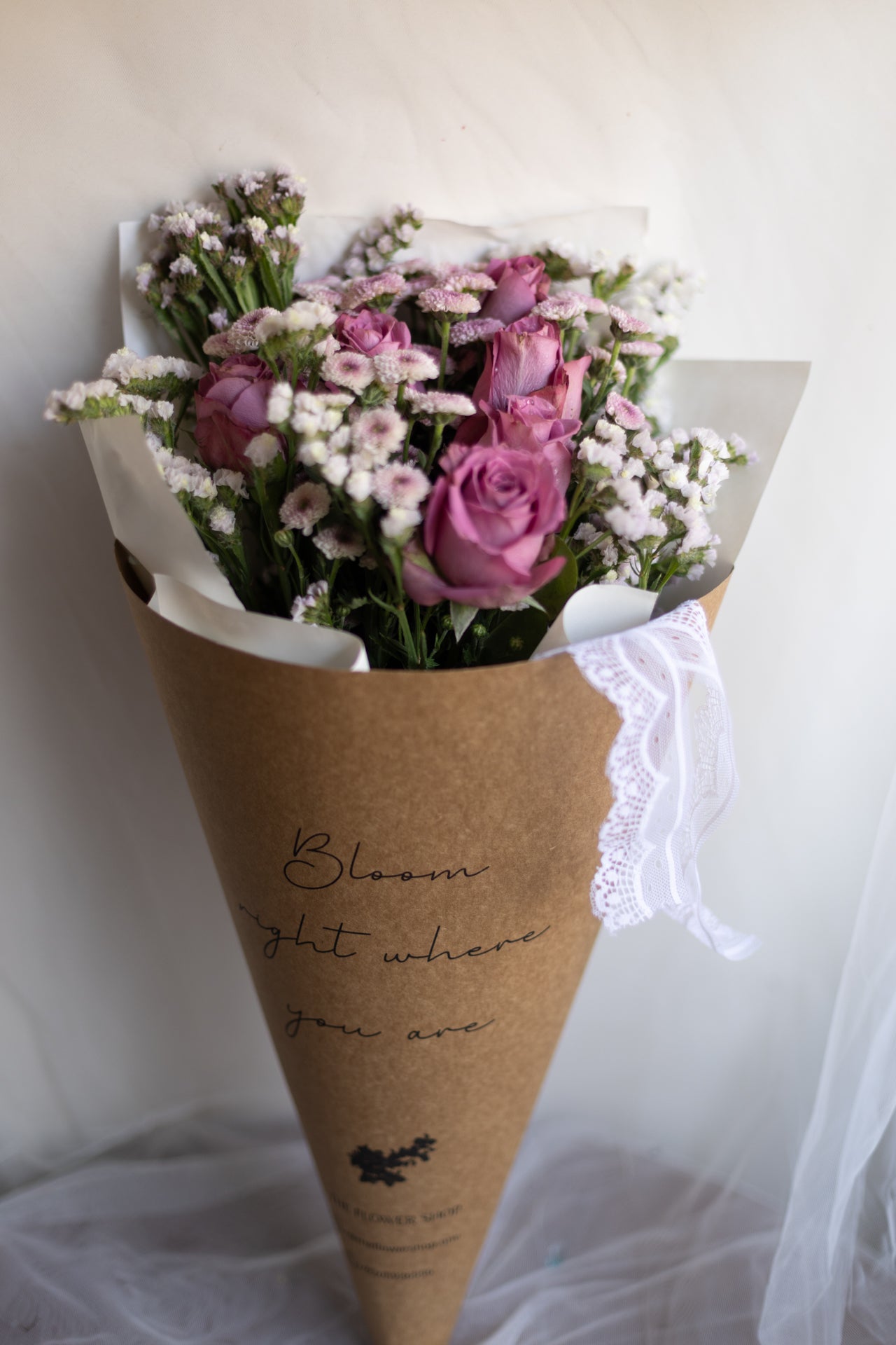 Blush Bloom – Pink Roses & Button Daisies