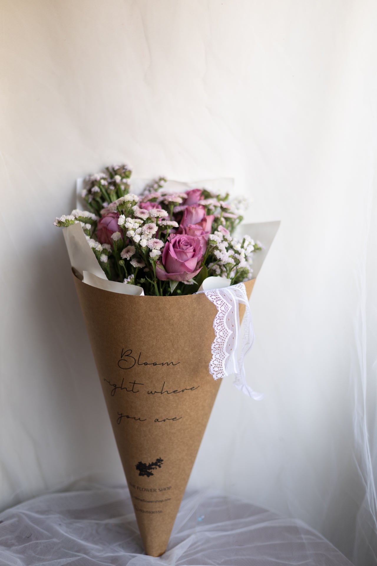 Blush Bloom – Pink Roses & Button Daisies