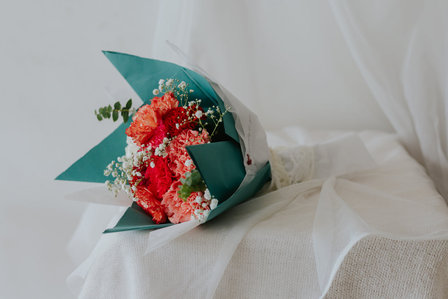 Aqua Carnation Bunch