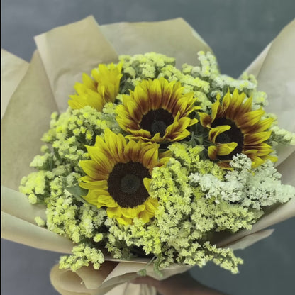 Sunflower & Statice