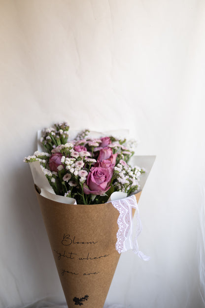 Blush Bloom – Pink Roses & Button Daisies