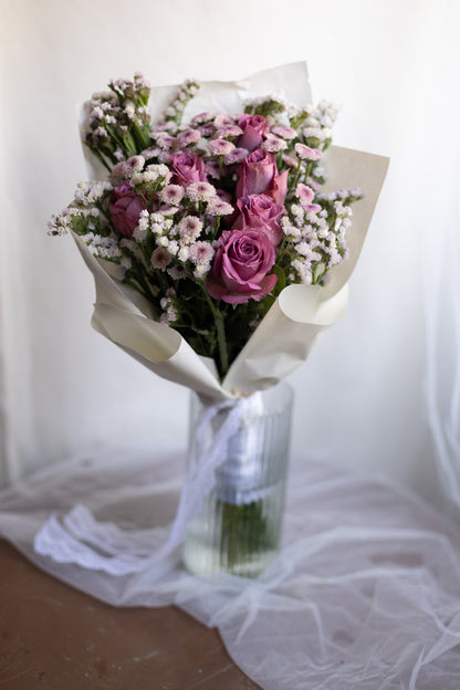 Blush Bloom – Pink Roses & Button Daisies