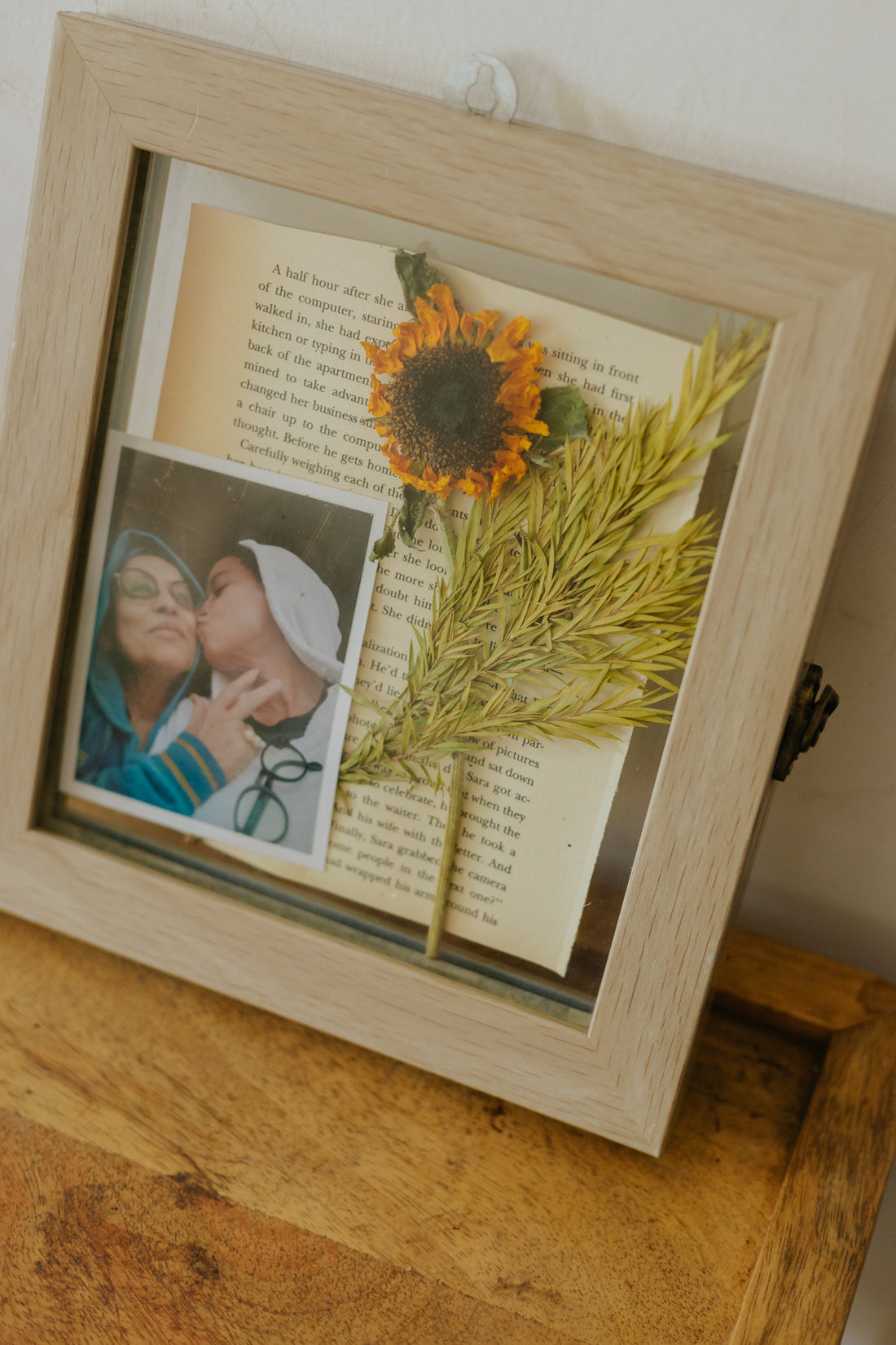 Pressed Flowers & Photo Memory Frame