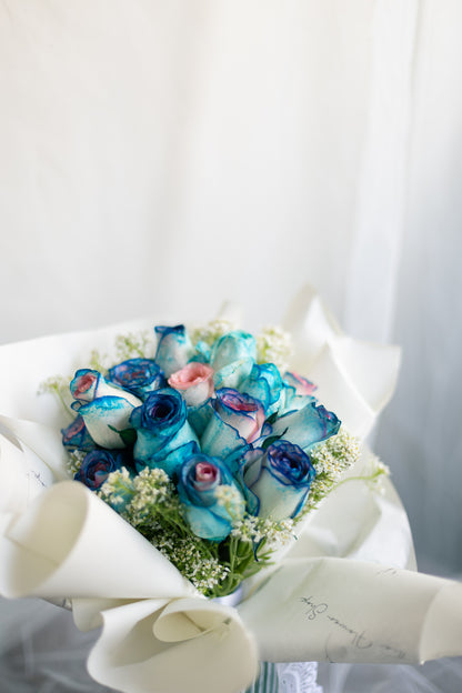 Purple-blue-pink roses in a Vase